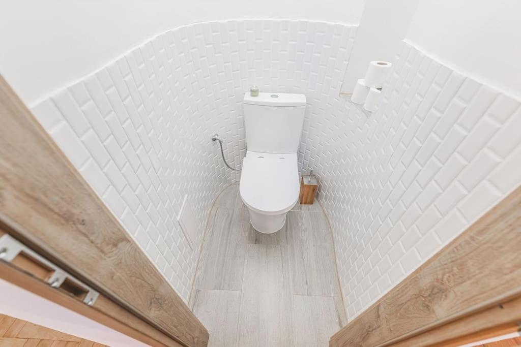 Carolina'S Yoga Apartment Hradec Králové Zewnętrze zdjęcie